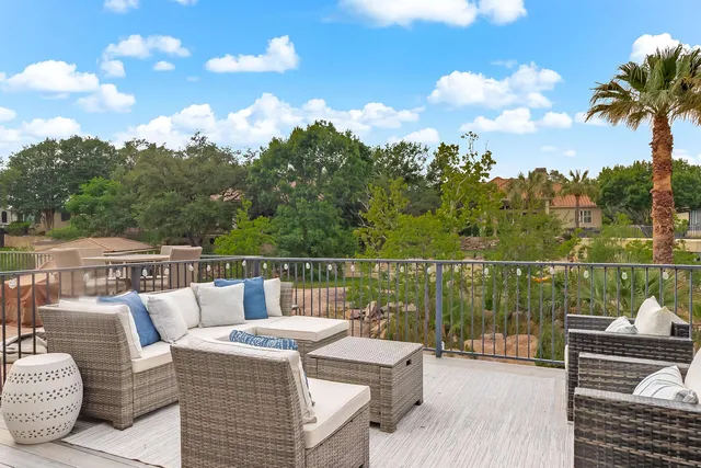 $749,000 | 613 Hi Circle North, Unit E, Horseshoe Bay, TX 78657