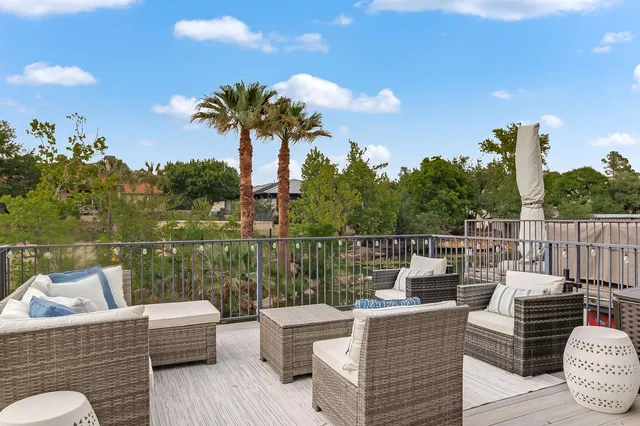 $749,000 | 613 Hi Circle North, Unit E, Horseshoe Bay, TX 78657