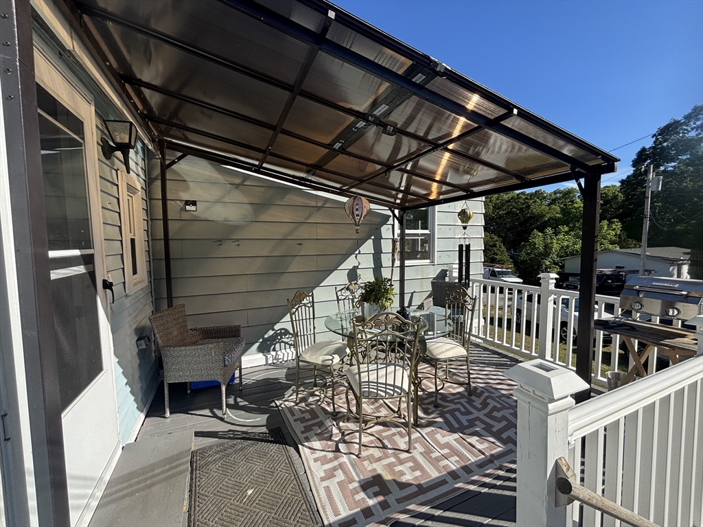 301 Bulgarmarsh Road, Unit F13 Tiverton, RI 02878 - Photo 4 of 28