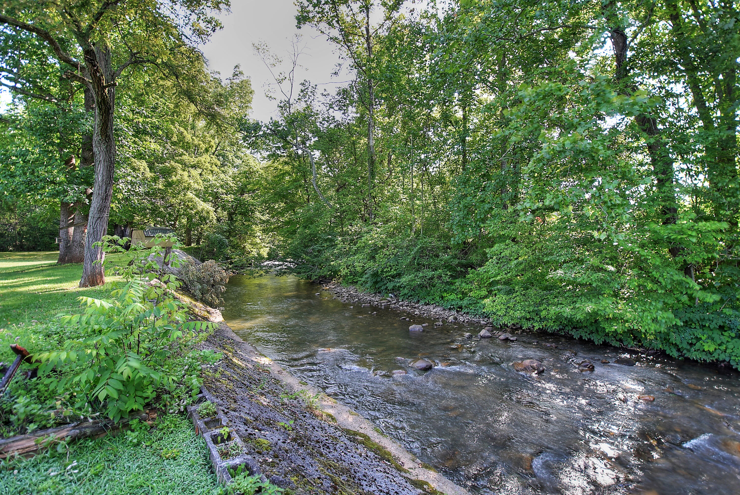 348 Price Road Elizabethton, TN 37643 - Photo 39 of 41 348 Price Road Elizabethton TN 37643 (39
