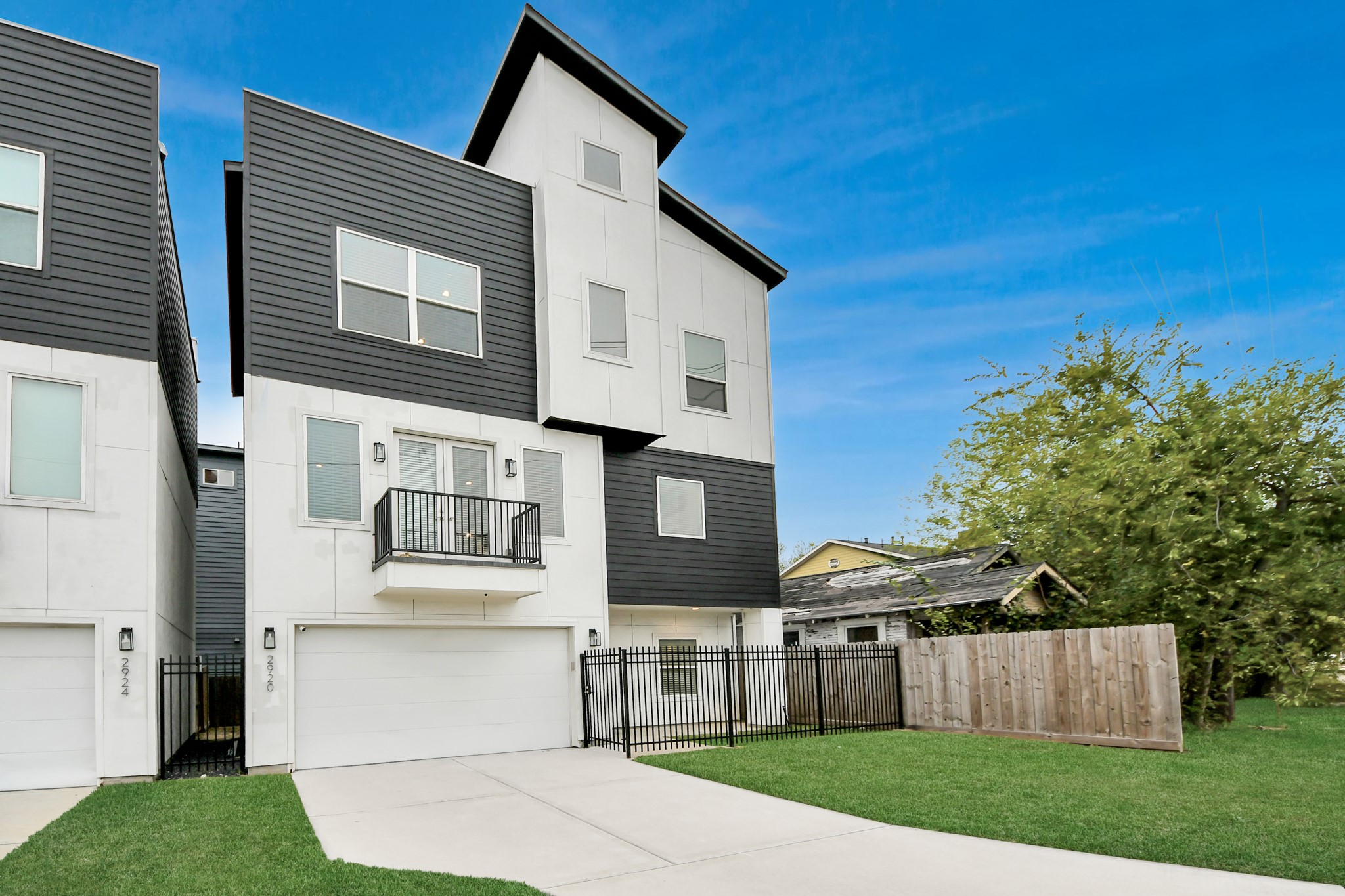 2920 Nance Street Houston, TX 77020 - Photo 2 of 45