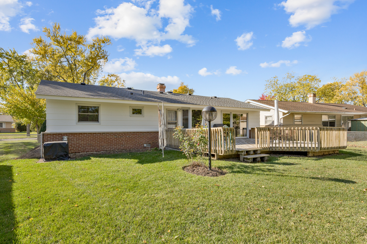 522 Edgewood Lane Elk Grove Village, IL 60007 - Photo 17 of 17