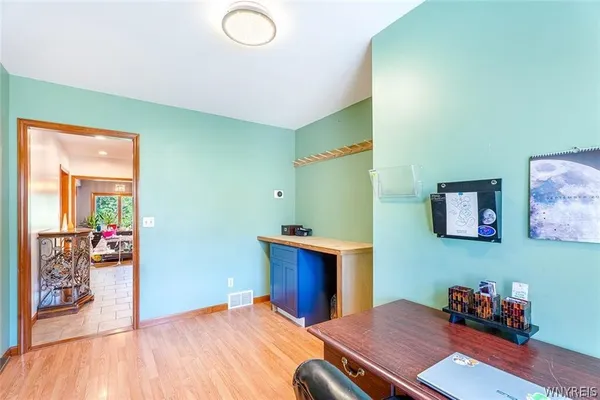 $499,900 | 980 East Robinson Street, North Tonawanda, NY 14120