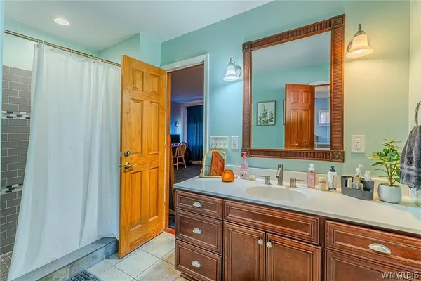 $499,900 | 980 East Robinson Street, North Tonawanda, NY 14120