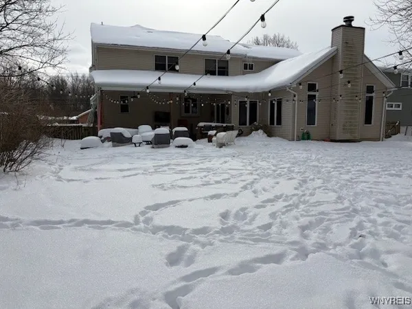 $499,900 | 980 East Robinson Street, North Tonawanda, NY 14120