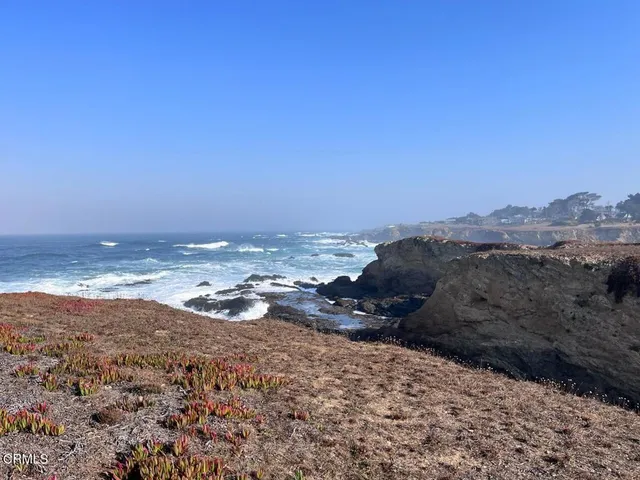 $1,395,000 | 17290 Ocean Drive, Fort Bragg, CA 95437