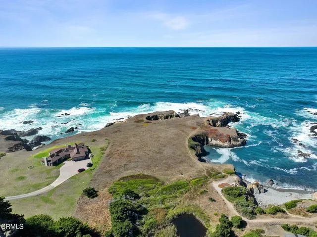 $1,395,000 | 17290 Ocean Drive, Fort Bragg, CA 95437