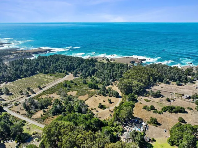 $1,395,000 | 17290 Ocean Drive, Fort Bragg, CA 95437