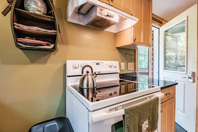 $699,000 | 13-16 Joyal Hill Lane, Casco, ME 04015