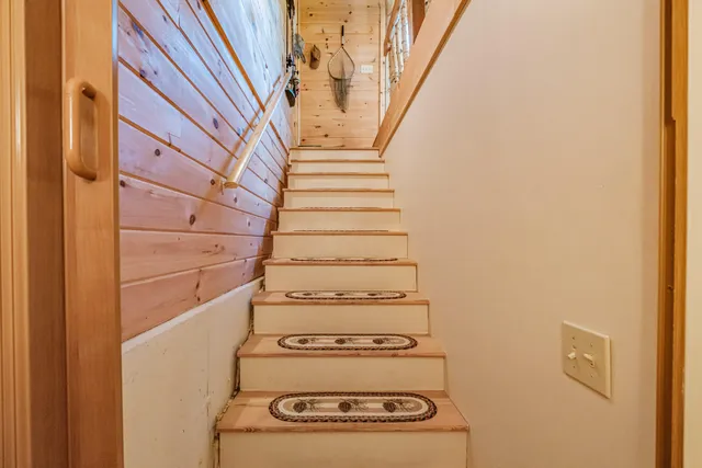 $699,000 | 13-16 Joyal Hill Lane, Casco, ME 04015