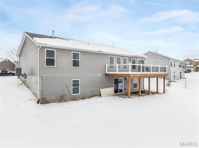 $350,000 | 711 Talon Drive, Wright City, MO 63390