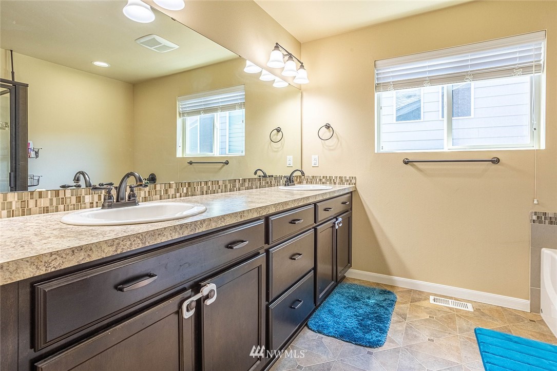 5467 Timber Ridge Drive Mount Vernon, WA 98273 - Photo 18 of 34 Gallery Image 18