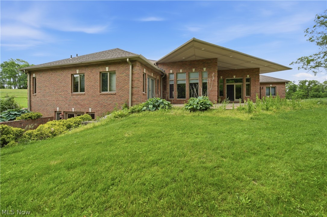 6223 McCann Road East Rochester, OH 44625 - Photo 2 of 45
