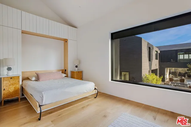 $24,000 | 901 Flower Avenue, Venice, CA 90291