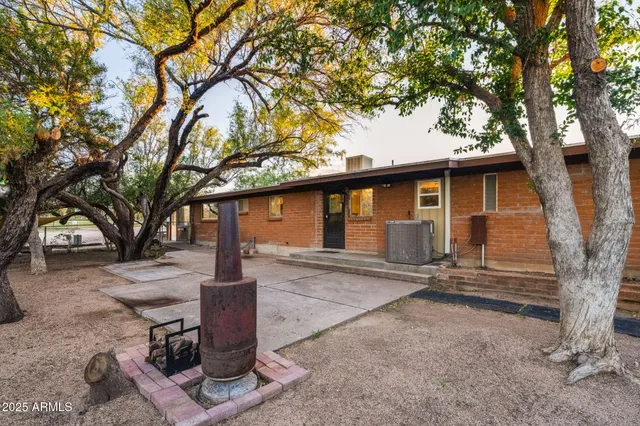 $750,000 | 3036 West Williams Road, Benson, AZ 85602