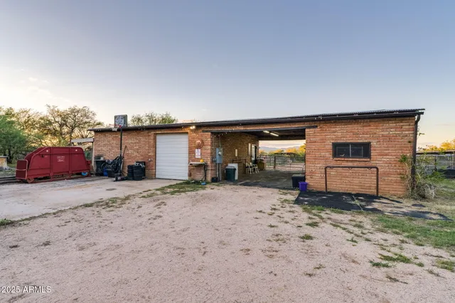 $750,000 | 3036 West Williams Road, Benson, AZ 85602
