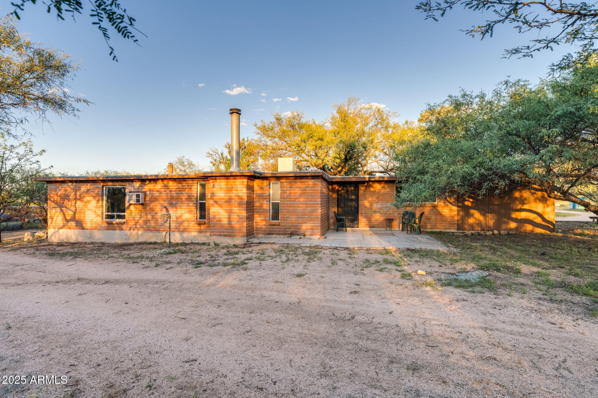3036 West Williams Road Benson, AZ 85602 - Photo 9 of 50 a view of a yard