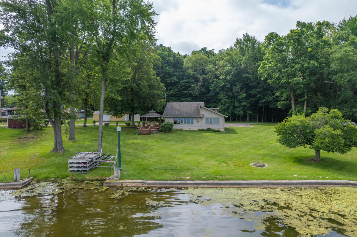 128 Wilmin Road Quincy, MI 49082 - Photo 36 of 37 Gallery Image 36