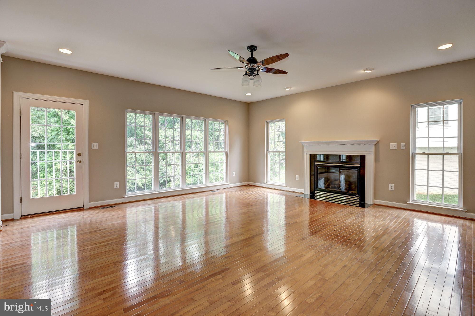 14424 Fairdale Road Silver Spring, MD 20905 - Photo 20 of 58 Gallery Image 20