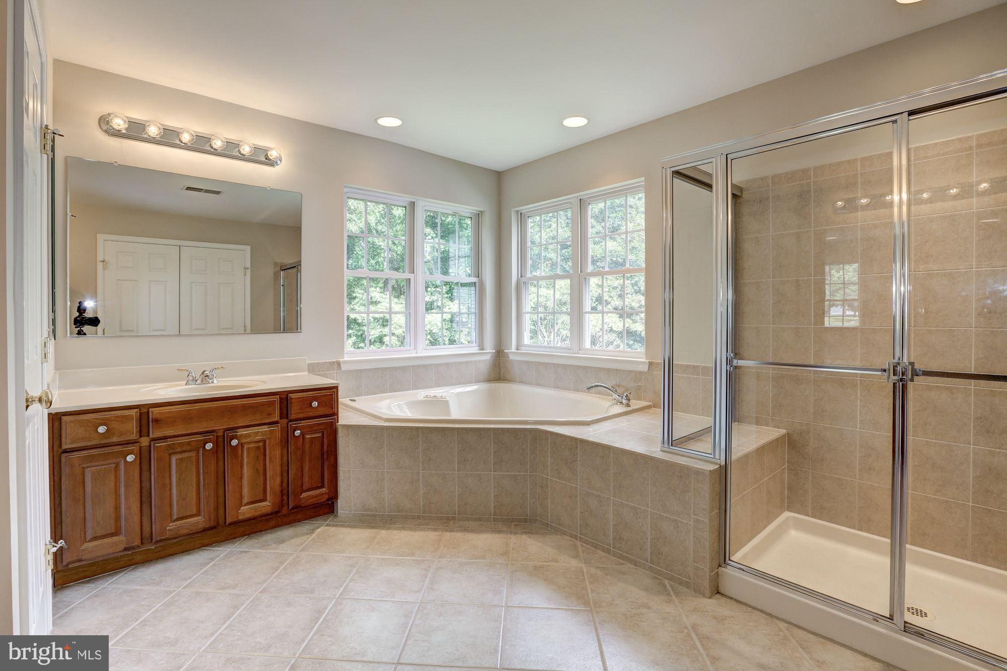 14424 Fairdale Road Silver Spring, MD 20905 - Photo 32 of 58 Gallery Image 32