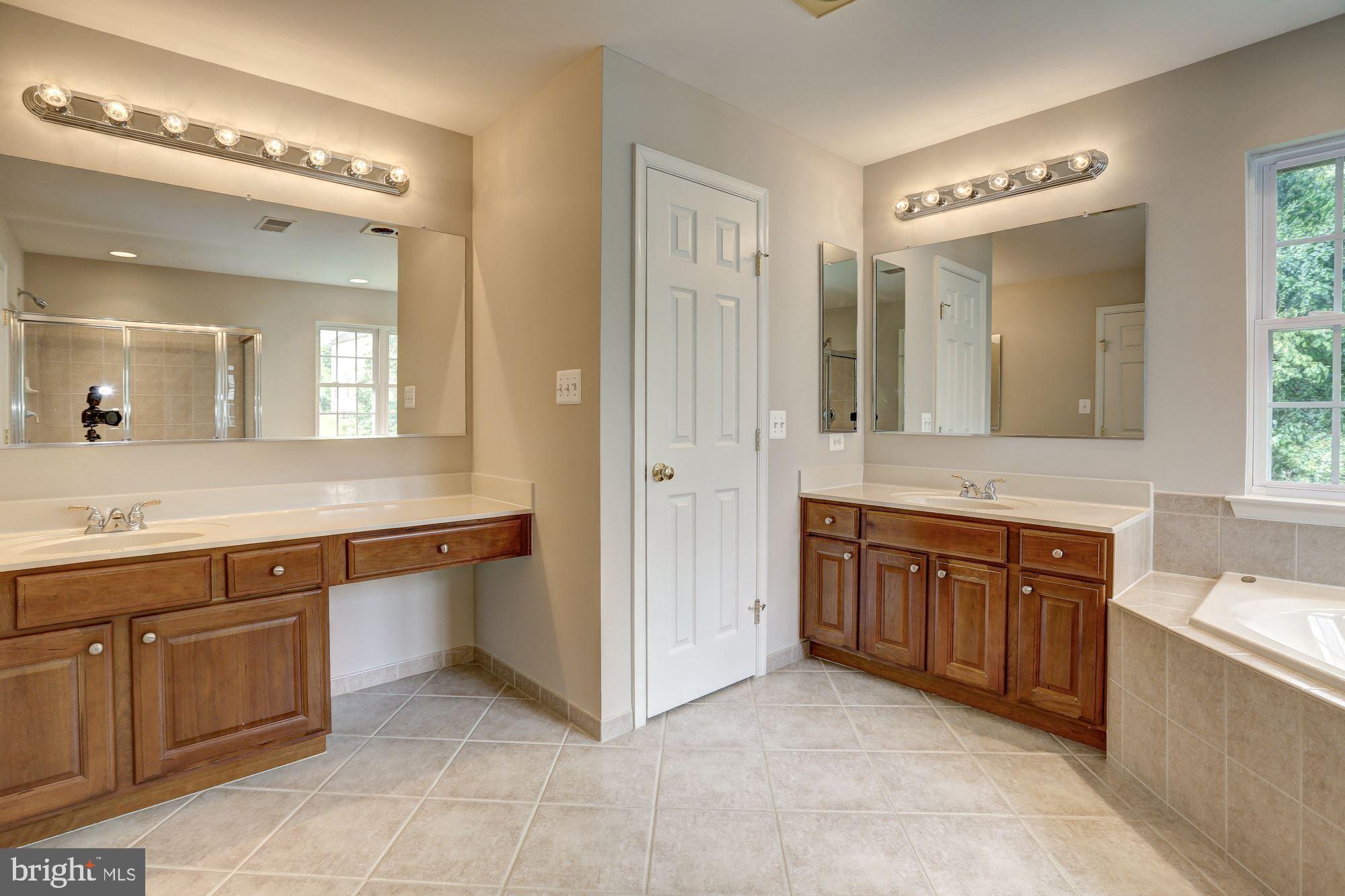 14424 Fairdale Road Silver Spring, MD 20905 - Photo 33 of 58 Gallery Image 33