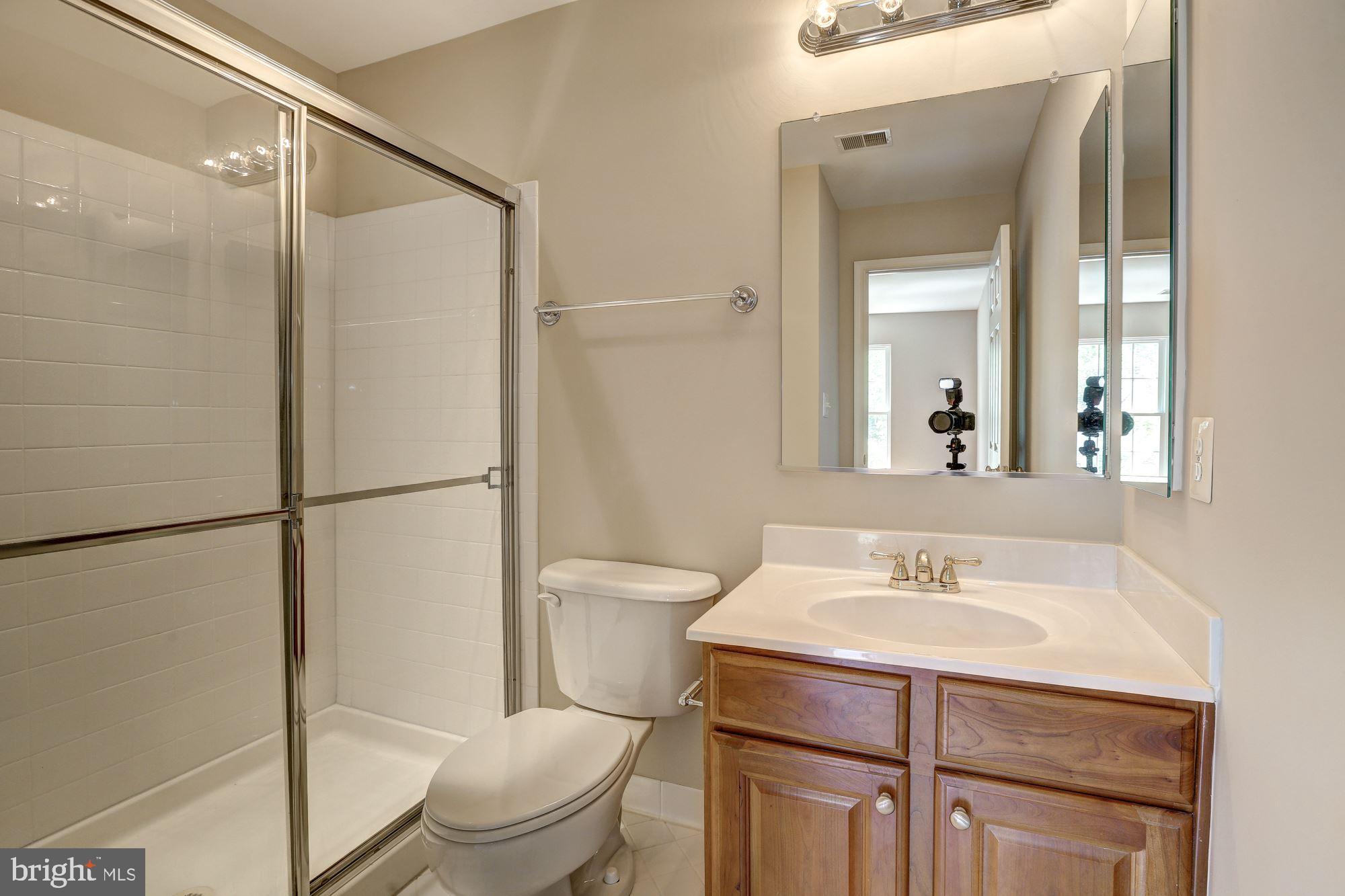 14424 Fairdale Road Silver Spring, MD 20905 - Photo 37 of 58 Gallery Image 37