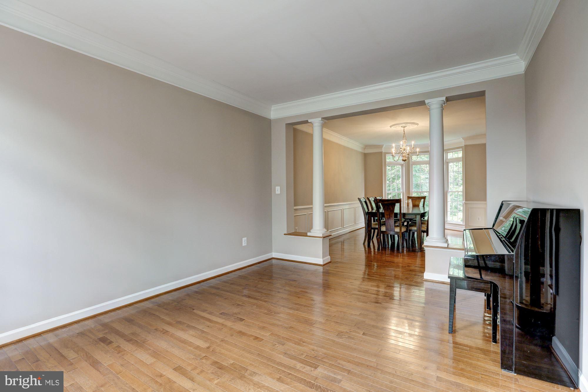 14424 Fairdale Road Silver Spring, MD 20905 - Photo 8 of 58 Gallery Image 8