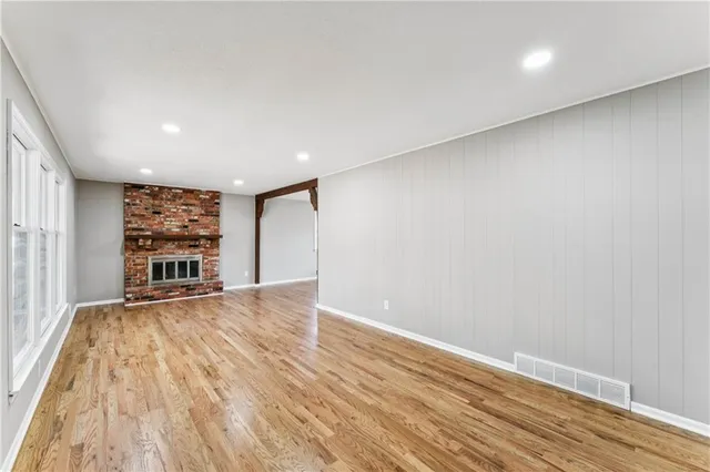 $320,000 | 6605 North Agnes Avenue, Gladstone, MO 64119