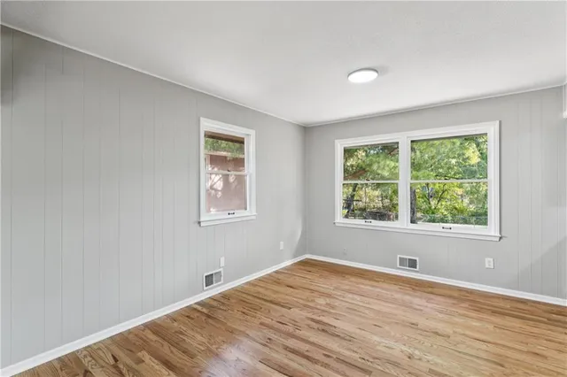 $320,000 | 6605 North Agnes Avenue, Gladstone, MO 64119