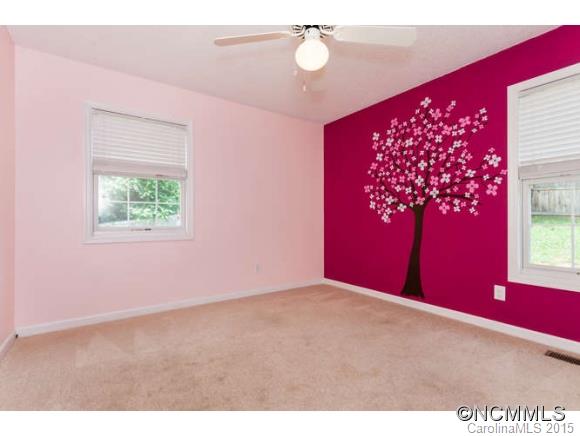 18 Dogwood Ridge Road Candler, NC 28715 - Photo 13 of 19 Gallery Image 13