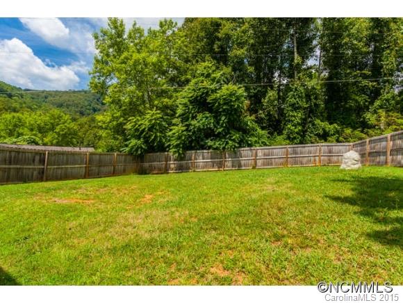 18 Dogwood Ridge Road Candler, NC 28715 - Photo 17 of 19 Gallery Image 17