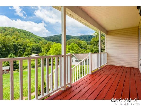 18 Dogwood Ridge Road Candler, NC 28715 - Photo 4 of 19 Gallery Image 4