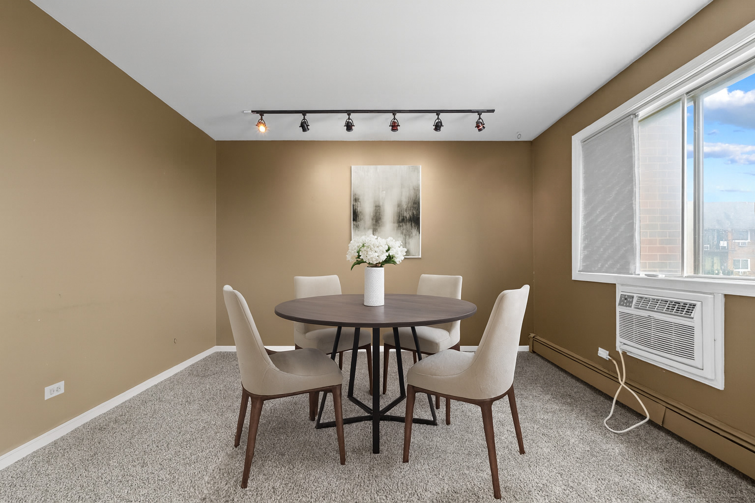 4711 St Joseph Creek Road, Unit 4H Lisle, IL 60532 - Photo 10 of 20 Gallery Image 10