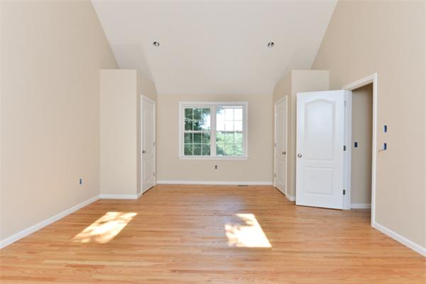 126 Clinton Road Weymouth, MA 02189 - Photo 12 of 21 Gallery Image 12