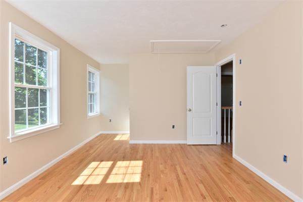 126 Clinton Road Weymouth, MA 02189 - Photo 14 of 21 Gallery Image 14