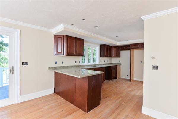 126 Clinton Road Weymouth, MA 02189 - Photo 5 of 21 Gallery Image 5