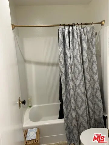 $2,600 | 6600 Warner Avenue, Huntington Beach, CA 92647