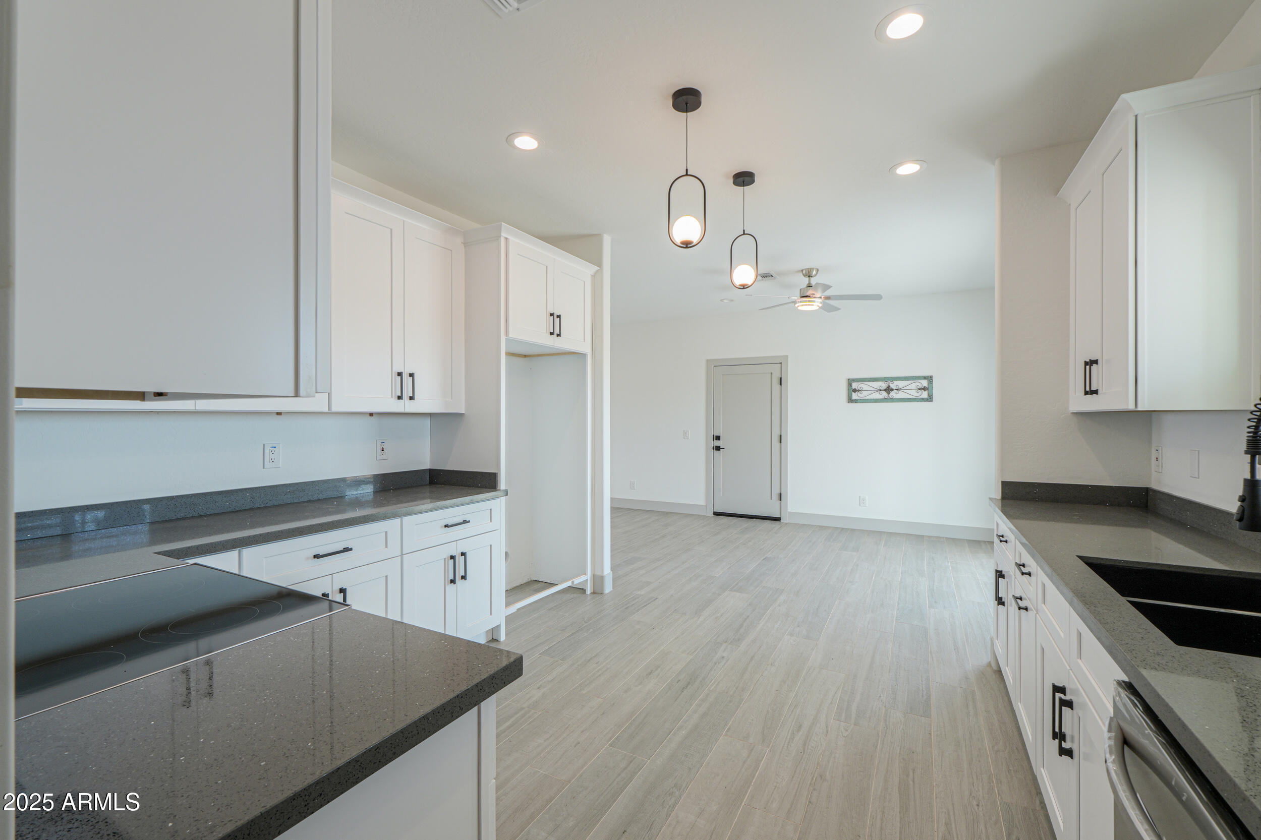 40179 West Robles Road Stanfield, AZ 85172 - Photo 11 of 46