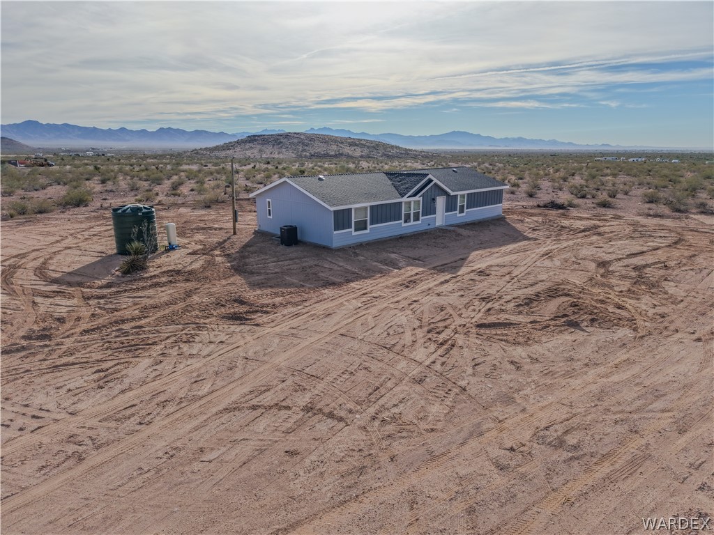 5746 Eden Road Golden Valley, AZ 86413 - Photo 4 of 27 a view of city