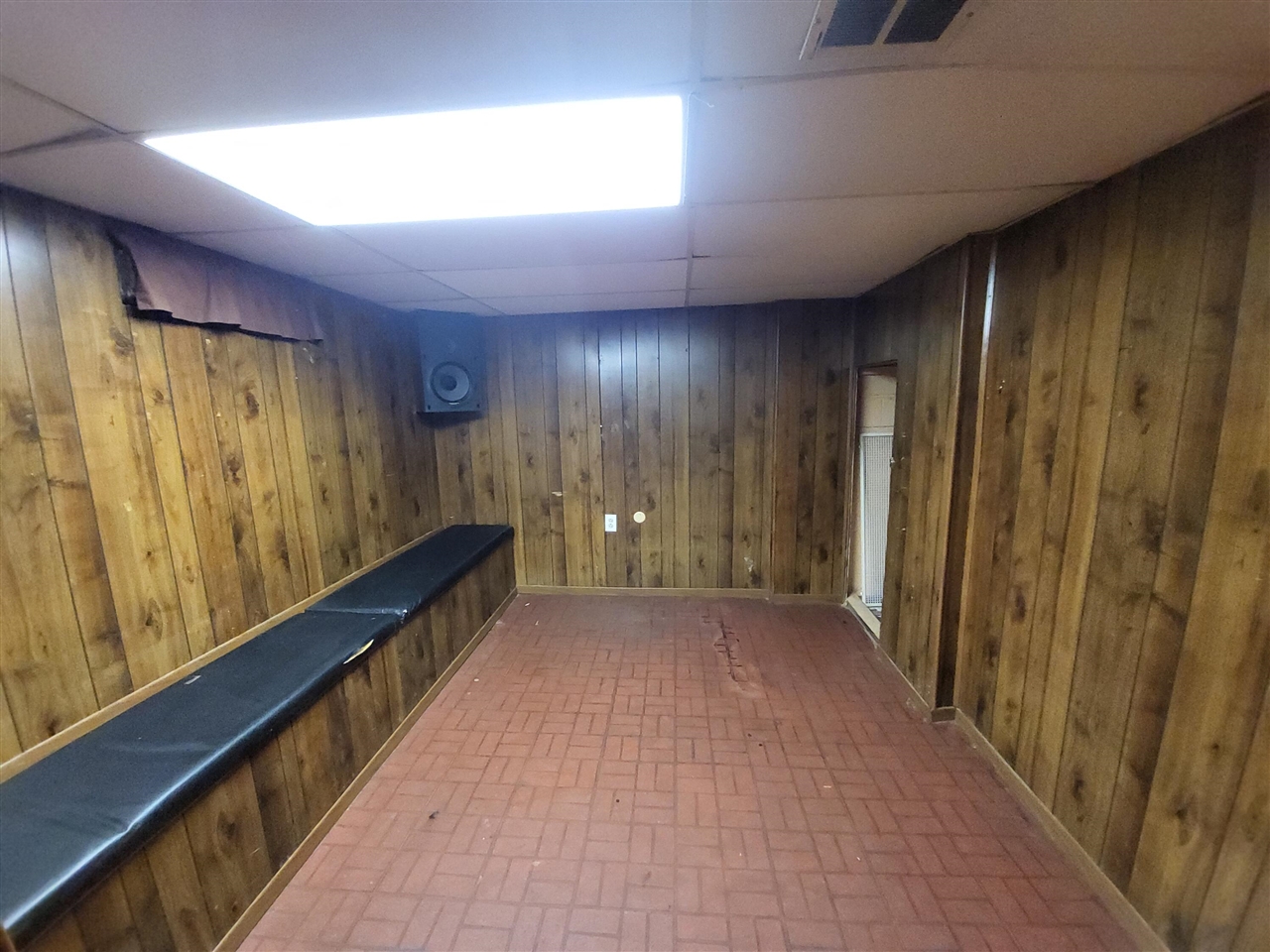 22820 Teppert Avenue Eastpointe, MI 48021 - Photo 12 of 13