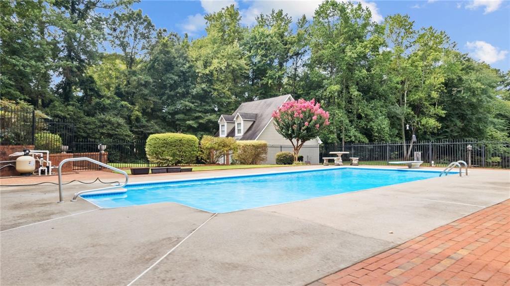 12250 Broadwell Road Alpharetta, GA 30004 - Photo 7 of 74