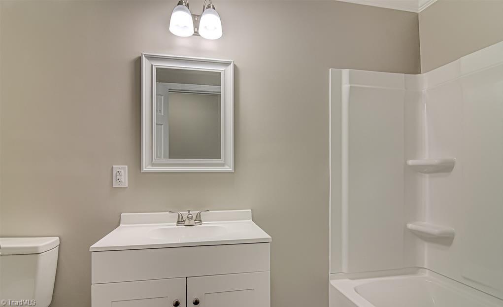 3500 Manoa Road Pfafftown, NC 27040 - Photo 27 of 38