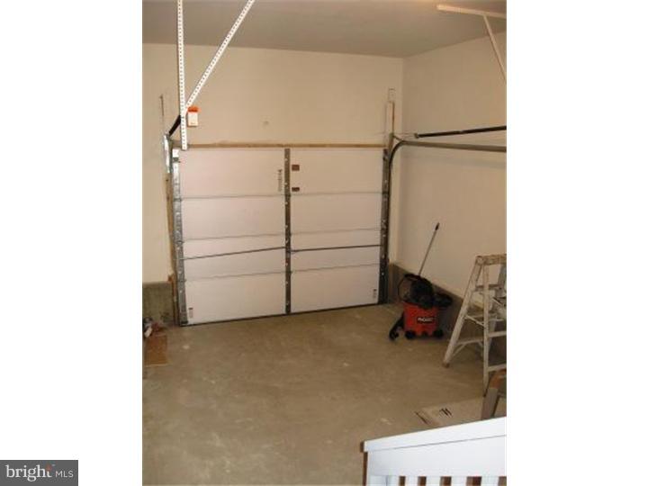 321 Bem Street Riverside, NJ 08075 - Photo 14 of 21 Garage