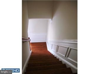 321 Bem Street Riverside, NJ 08075 - Photo 4 of 21 Hallway