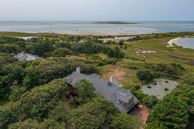$8,250,000 | 127 Wapoos Trail, Chatham, MA 02633