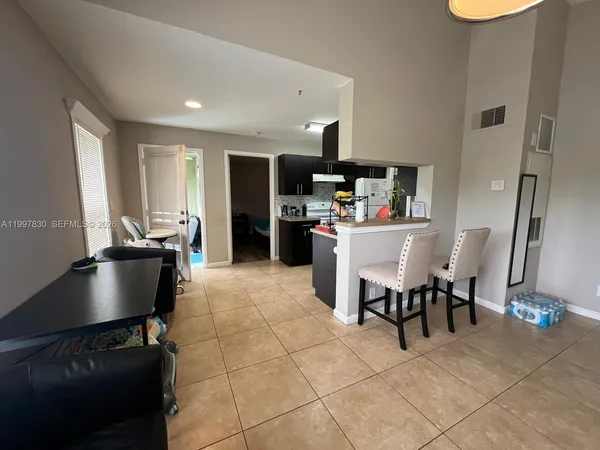 $1,950 | 3932 Northwest 87th Avenue, Unit 3932, Sunrise, FL 33351
