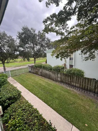 $1,950 | 3932 Northwest 87th Avenue, Unit 3932, Sunrise, FL 33351