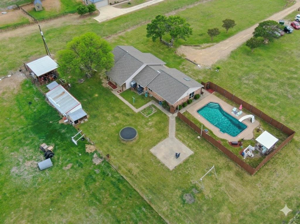 430 Carter Road Italy, TX 76651 - Photo 35 of 36 an aerial view of residential house with outdoor space