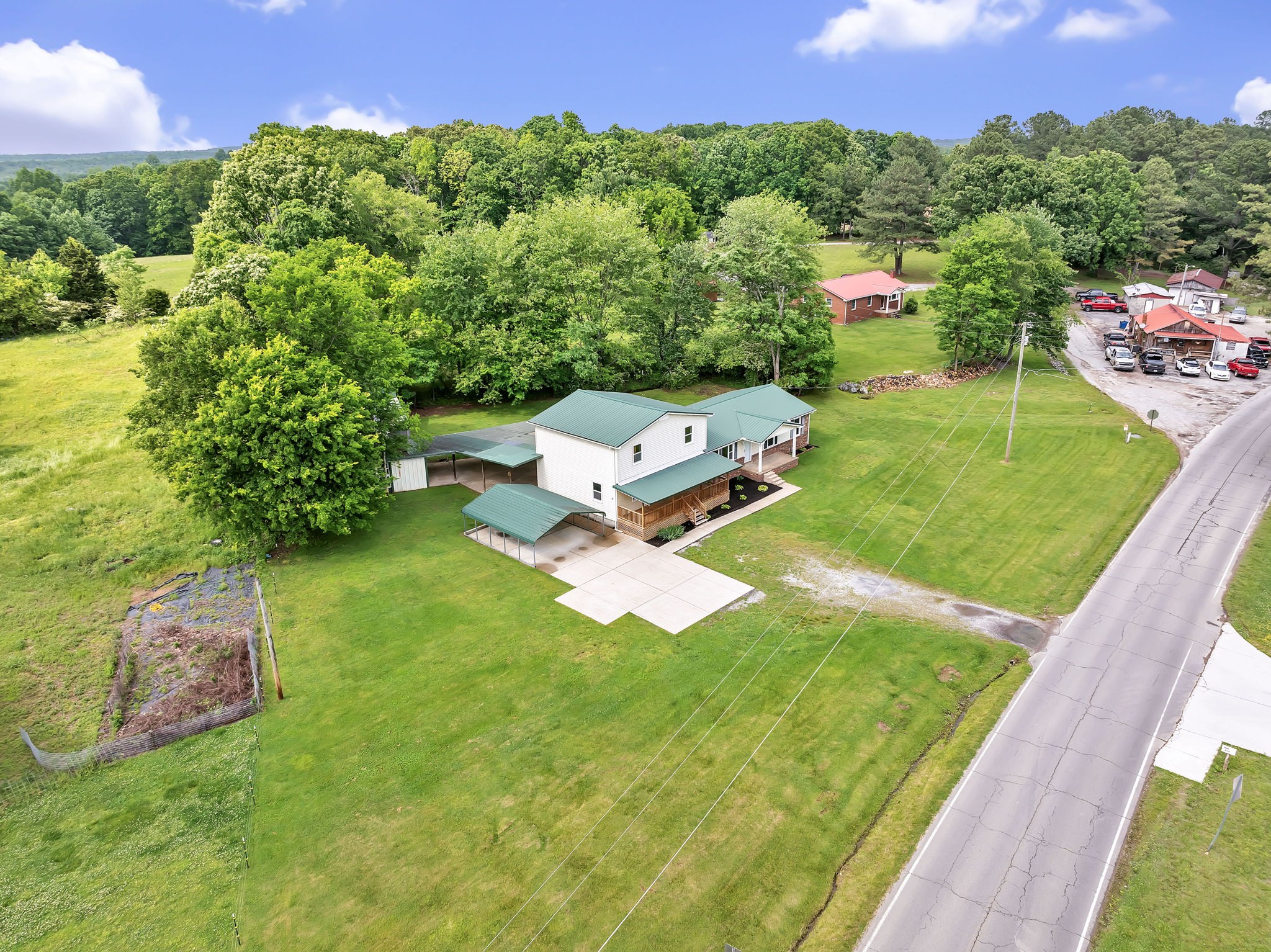 8768 Lyles Road Lyles, TN 37098 - Photo 3 of 57