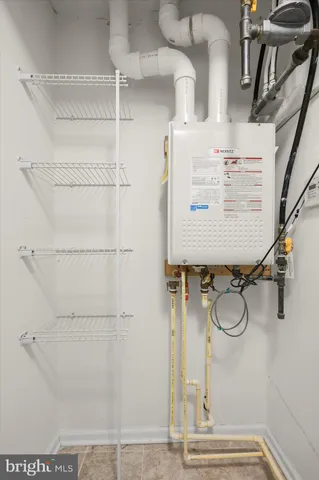 $380,000 | 6415 Alan Linton Boulevard East, Frederick, MD 21703